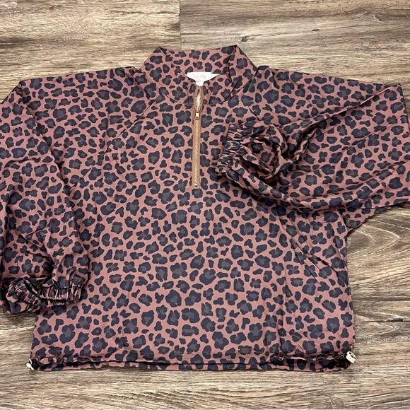 PINK LILY BROWN SPOTTED SWEETHEART
WINDBREAKER AND LINED ACTIVE SHORTS - Picture 6 of 11